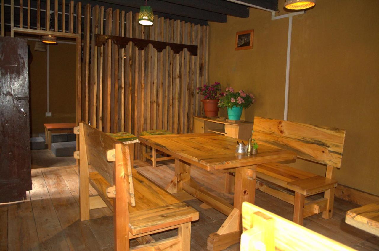 Ama'S Village Lodge Paro Exterior photo